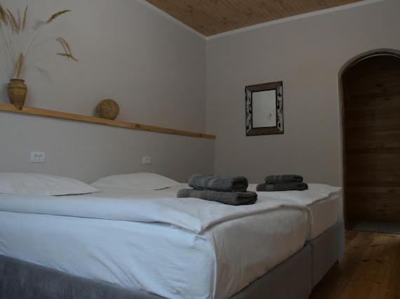 Jamilya'S B&B Guest House Karakol Bagian luar foto
